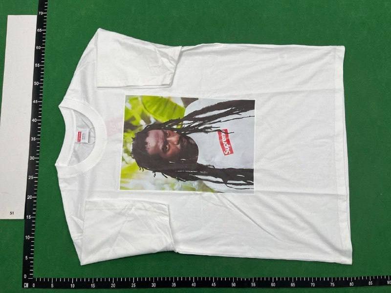 Supreme T-shirt  (31 CP) - 3