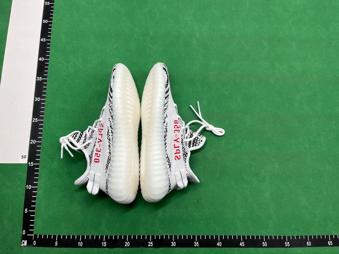 adidas YEEZY Boost 350 V2 (OG)【high quality】 - 3