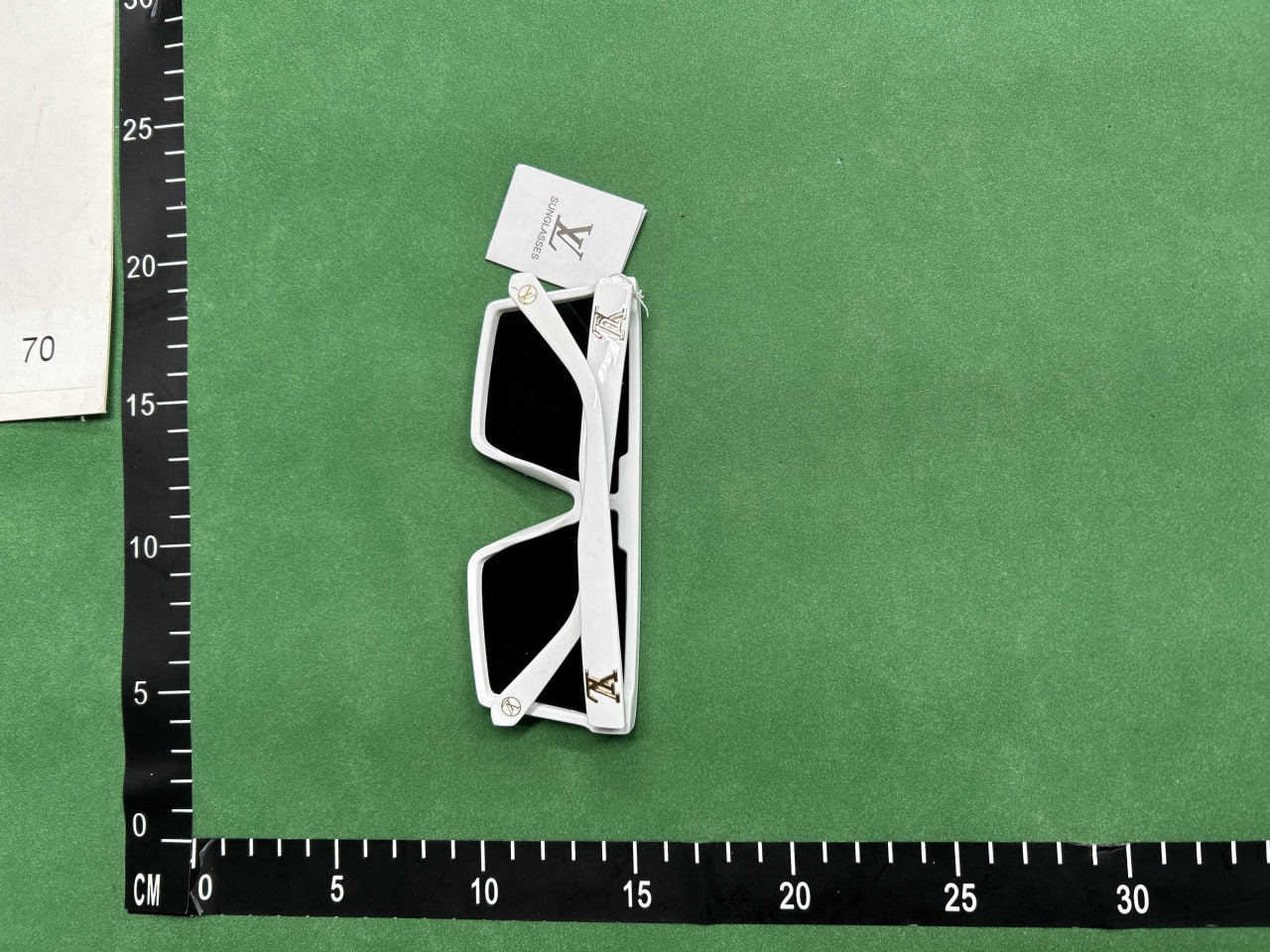 Louis Vuitton Gucci Burberry Prada sunglasses (20+) - 3