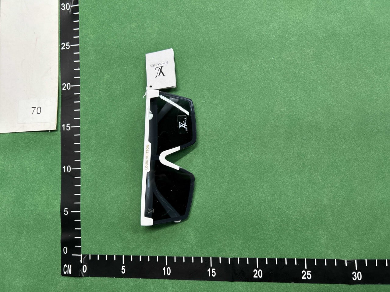 Louis Vuitton Gucci Burberry Prada sunglasses (20+) - 4