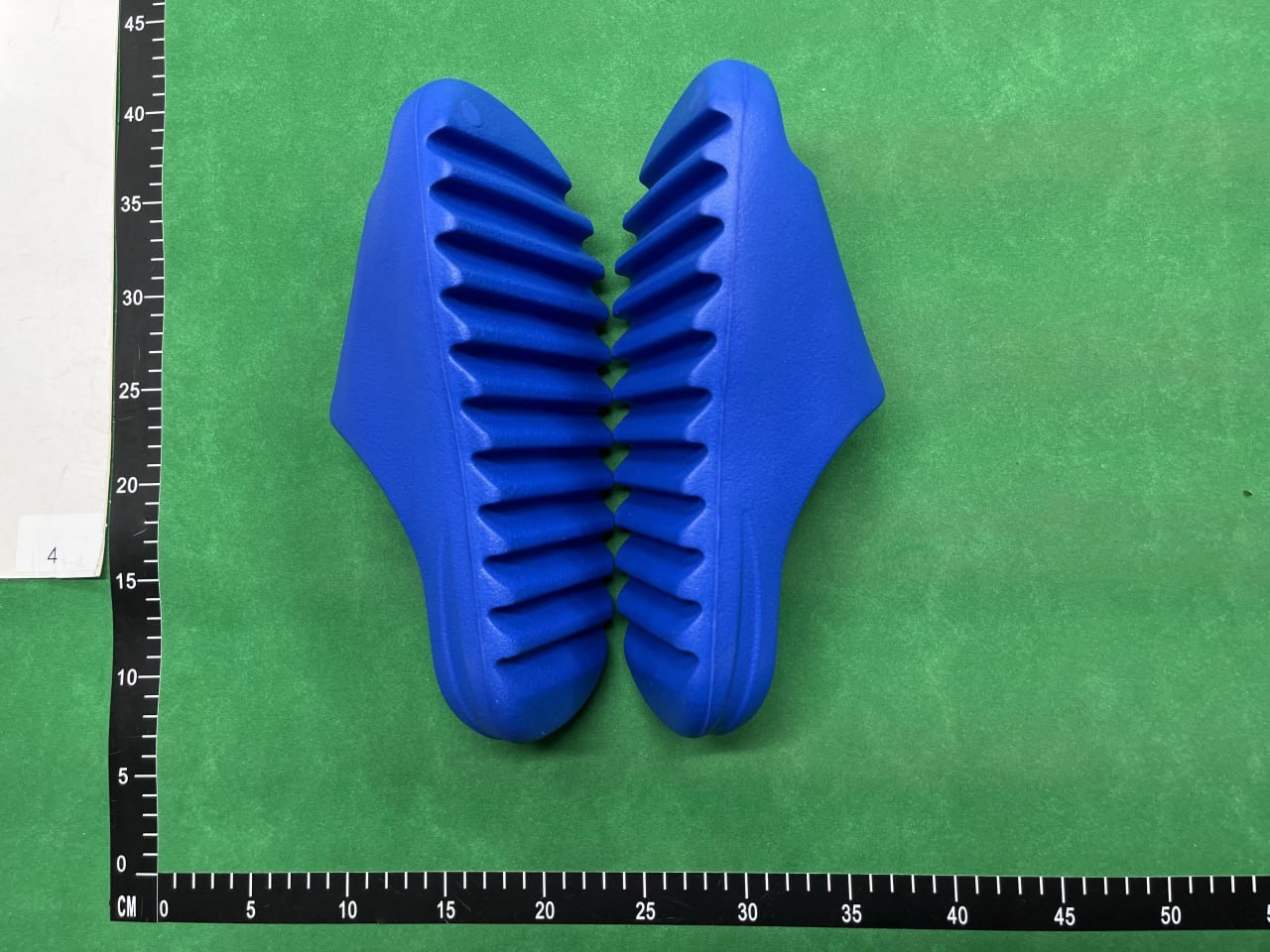  Yeezy Slides - 3