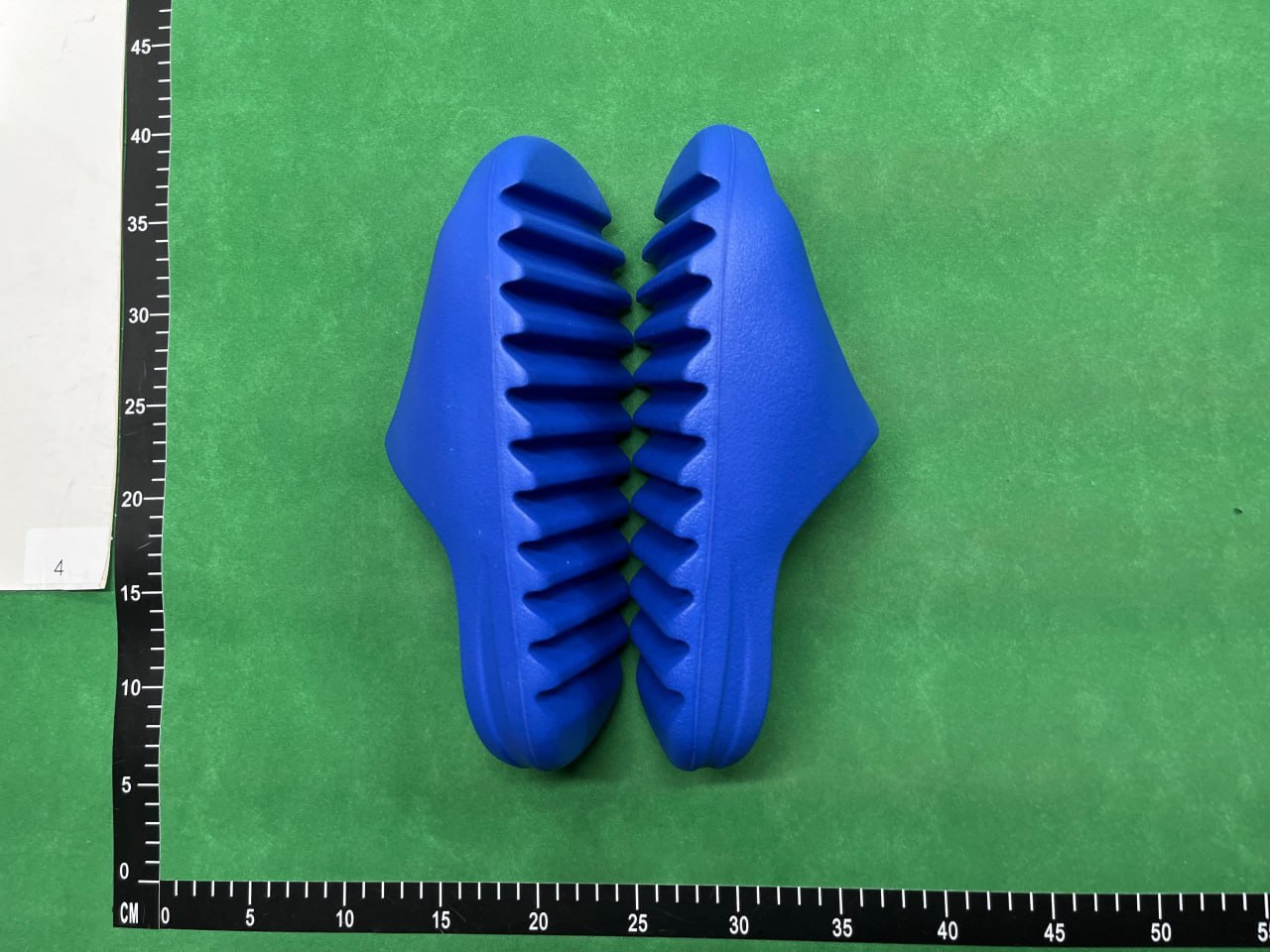  Yeezy Slides - 4