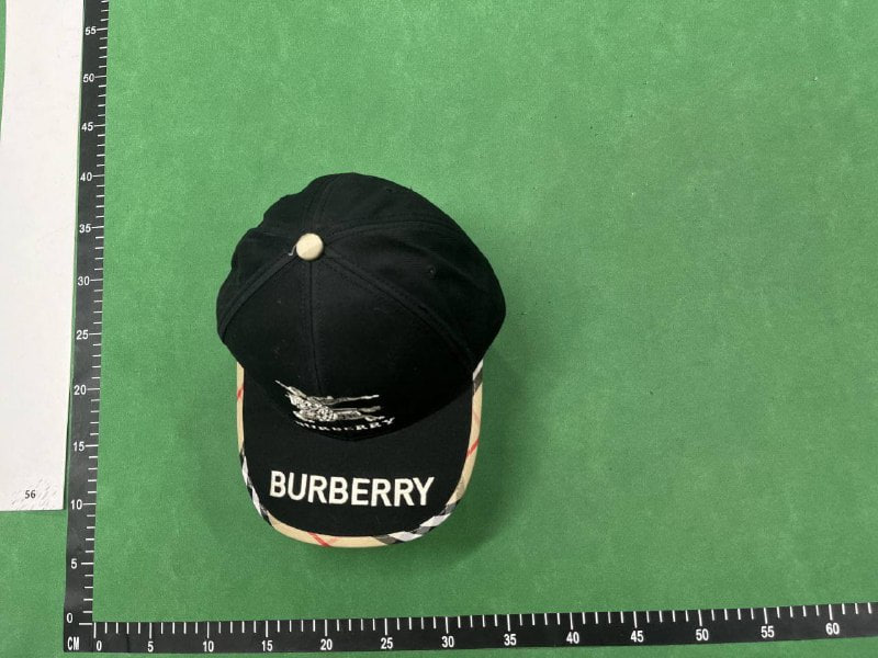  Burberry hat - 2