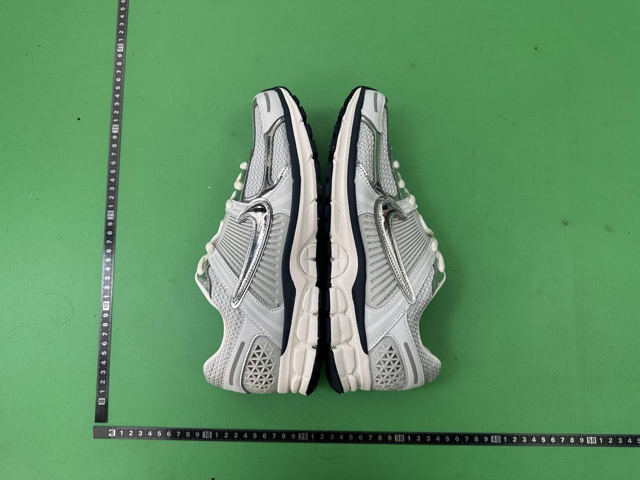 Nike Air Zoom Vomero 5（20 style OG） - 2