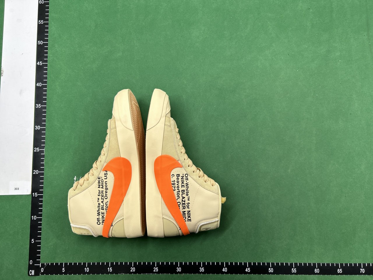 Off-White x Nike Blazer Mid - 4