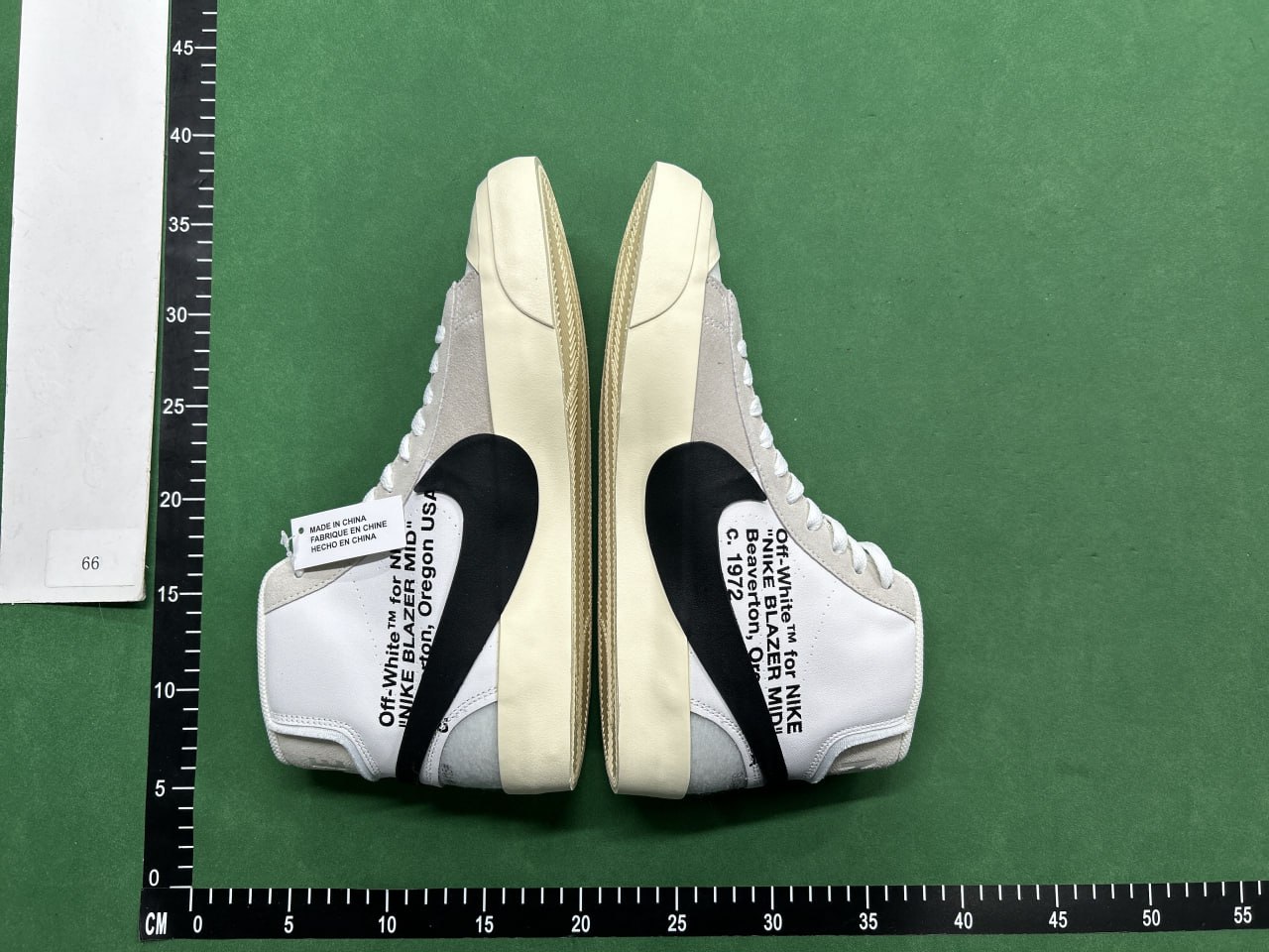 Off-White x Nike Blazer Mid - 3