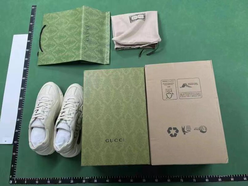 GUCCI Sneakers - 4