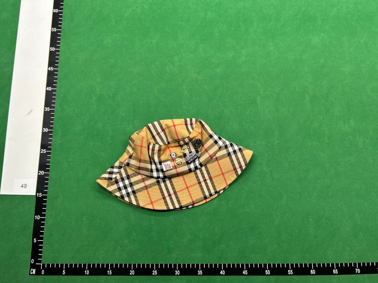 Burberry hat - 3