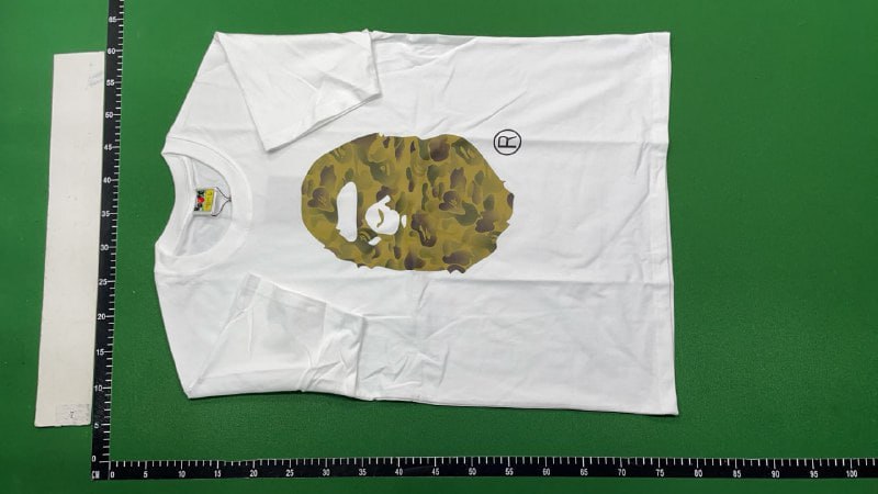 Bape T-shirt   (35 CP) - 2
