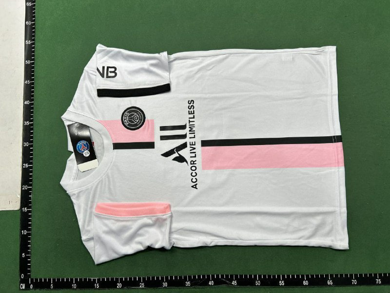  Football suit  (40 CP) - 2