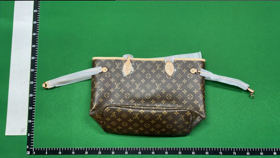  LV Louis Vuitton Handbag Bag ( 28 + styles) - 3