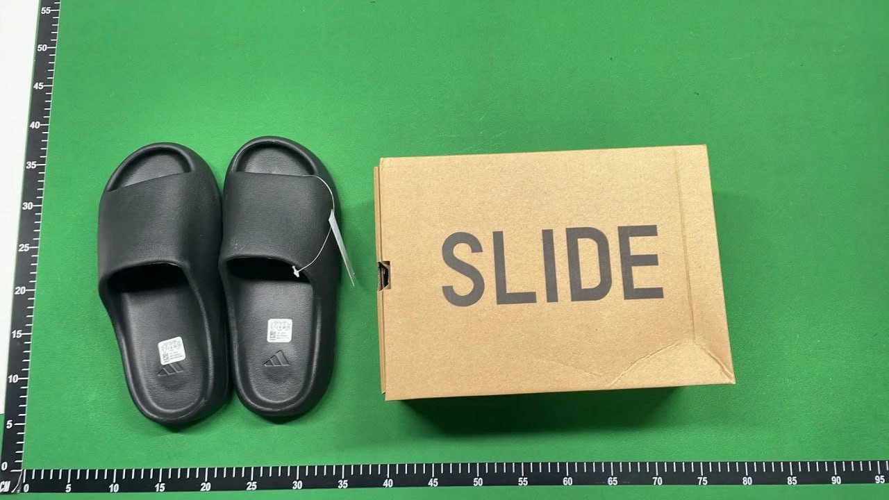  Yeezy Slippers 11 High Quality - 2
