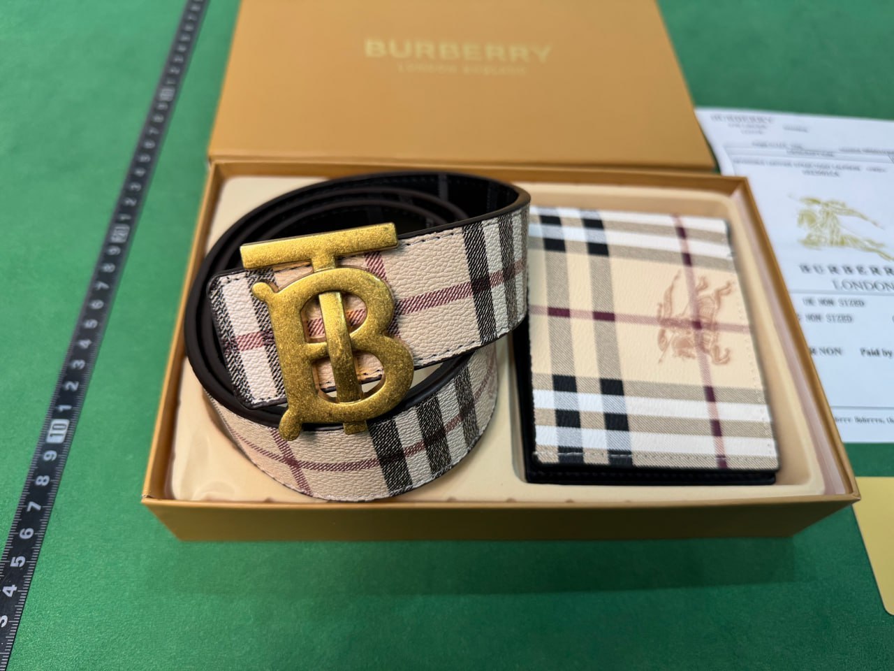  GucciBurberryHermèsLV belt collection - 2