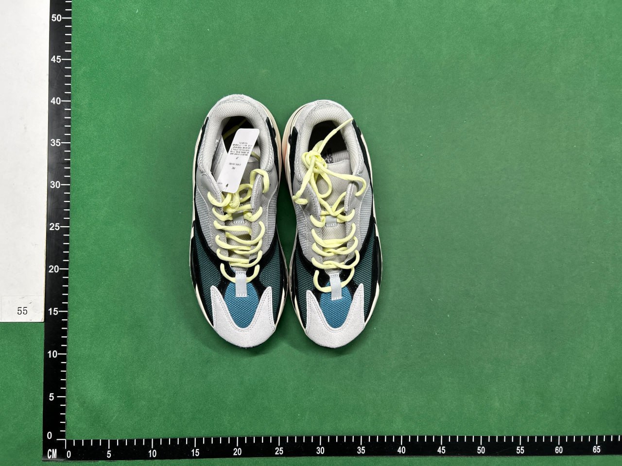 Yeezy Boost 700 - 3