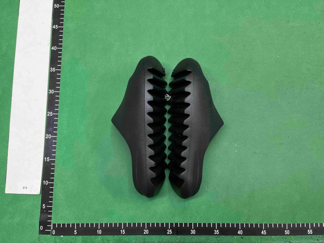 YEEZY Slippers - 3