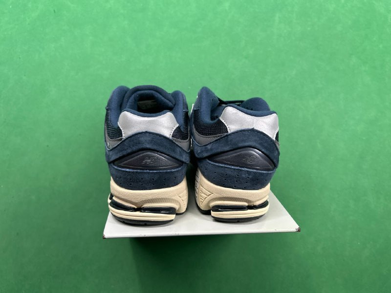 New Balance 2002R - 2