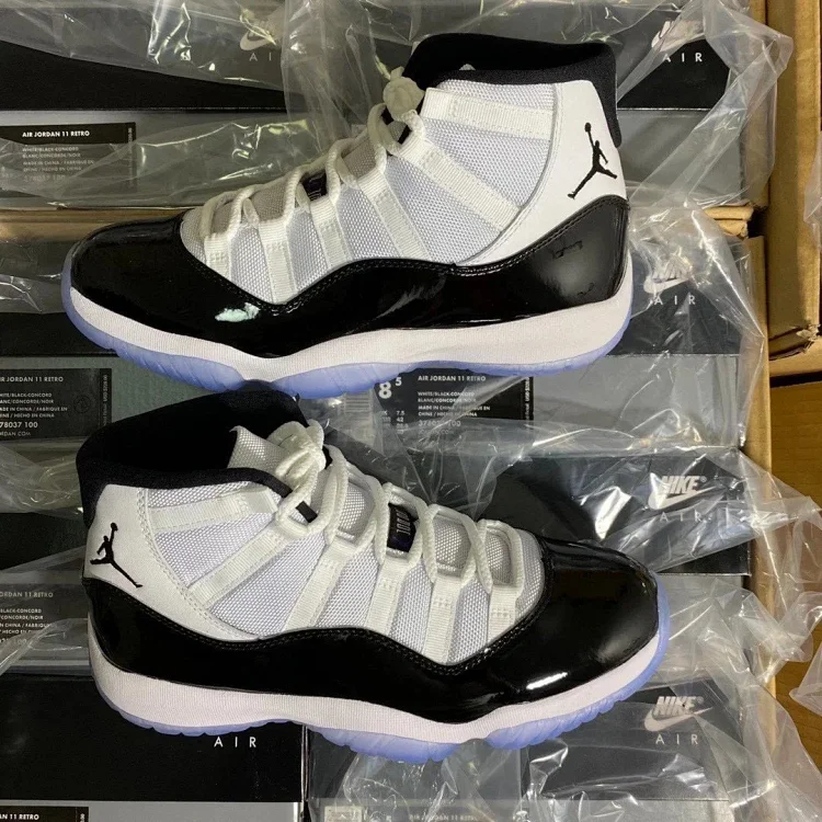  AJ11