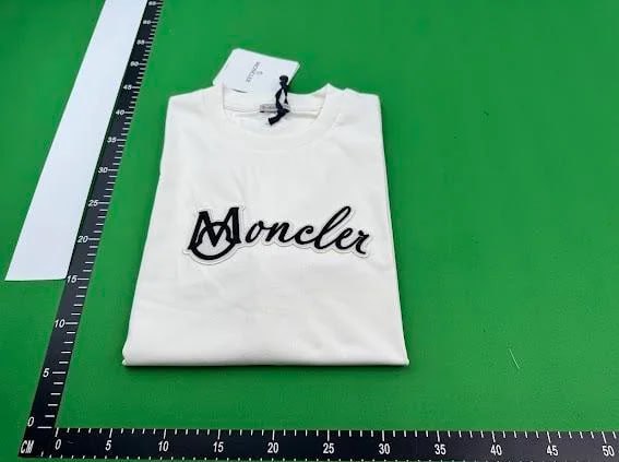 Moncler  Tee - 4