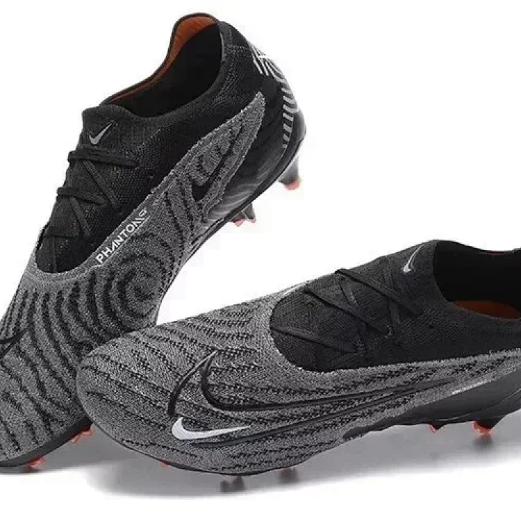 NIKE football boots                                                                                 