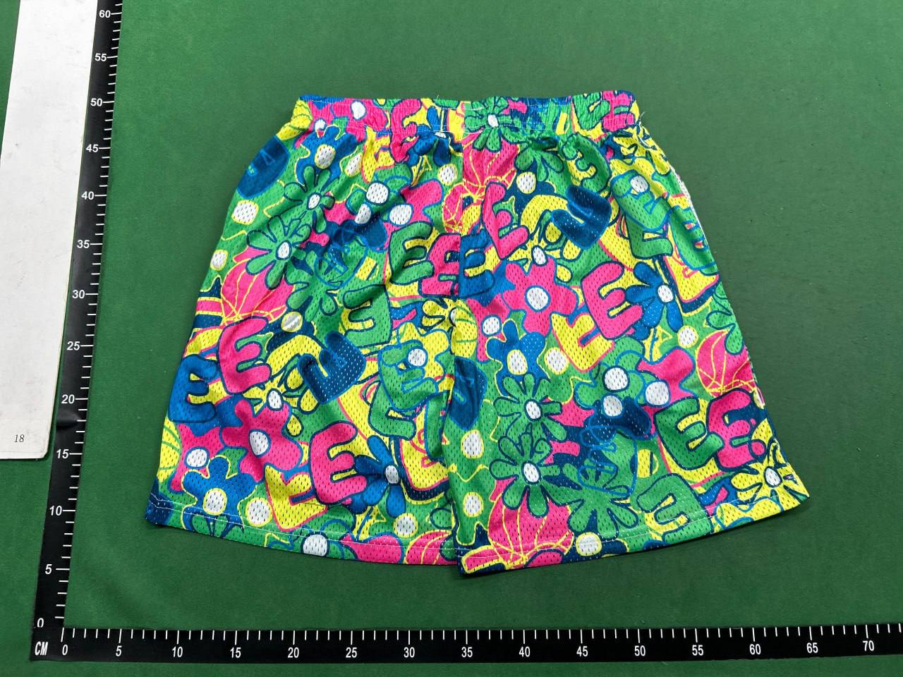 EE Shorts                                                                                                             - 2