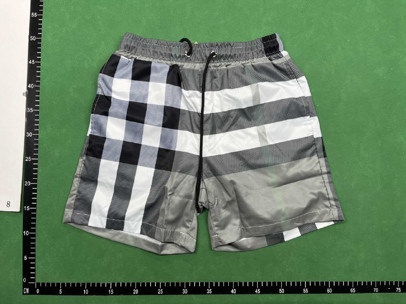 Burberry shorts  (20 +) - 2