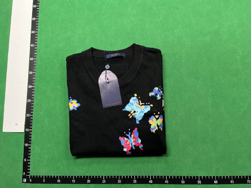 Louis Vuitton Tee - 3