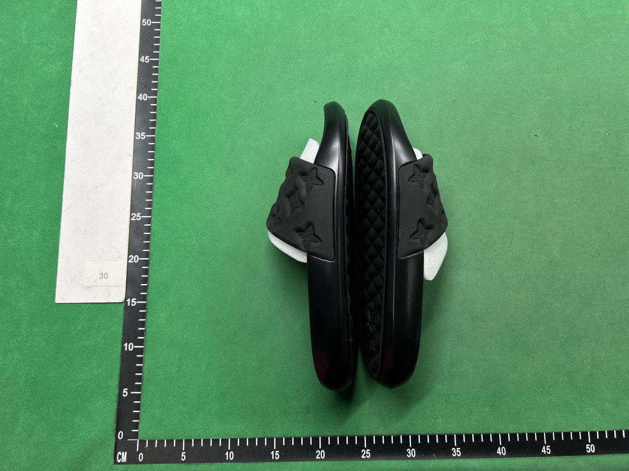 Louis Vuitton slippers                                                                                                - 5