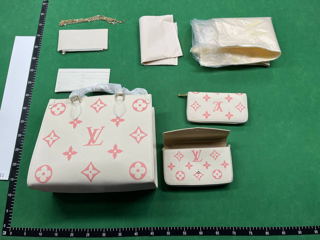 Louis Vuitton bags  (40 CP) - 2