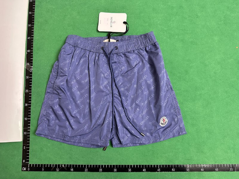 Moncler shorts  (23 CP) - 3
