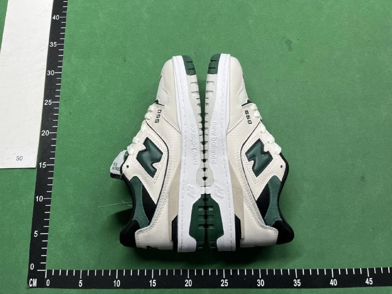 New balance 550 shoes   (33 CP) - 2