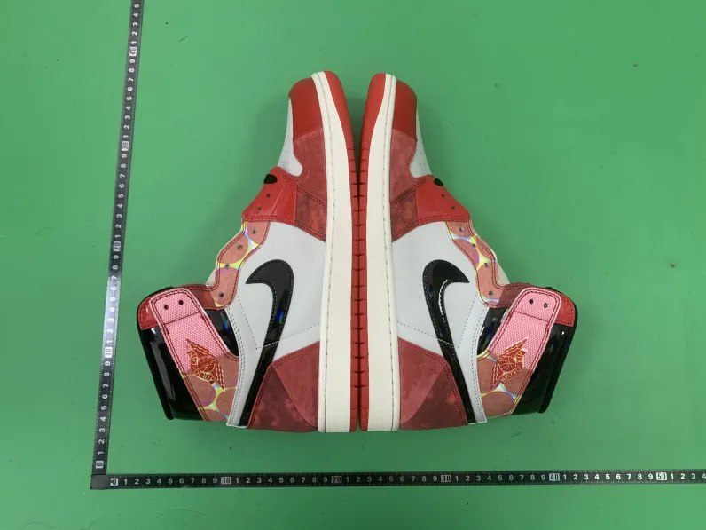  Jordan  - 2