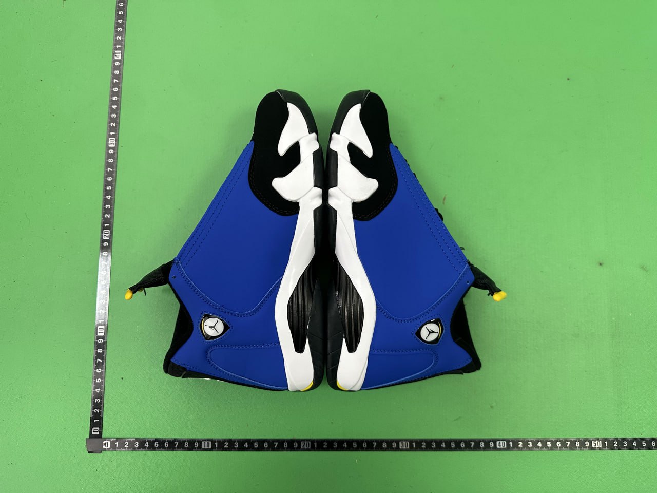 TOP    JORDAN  14 - 3