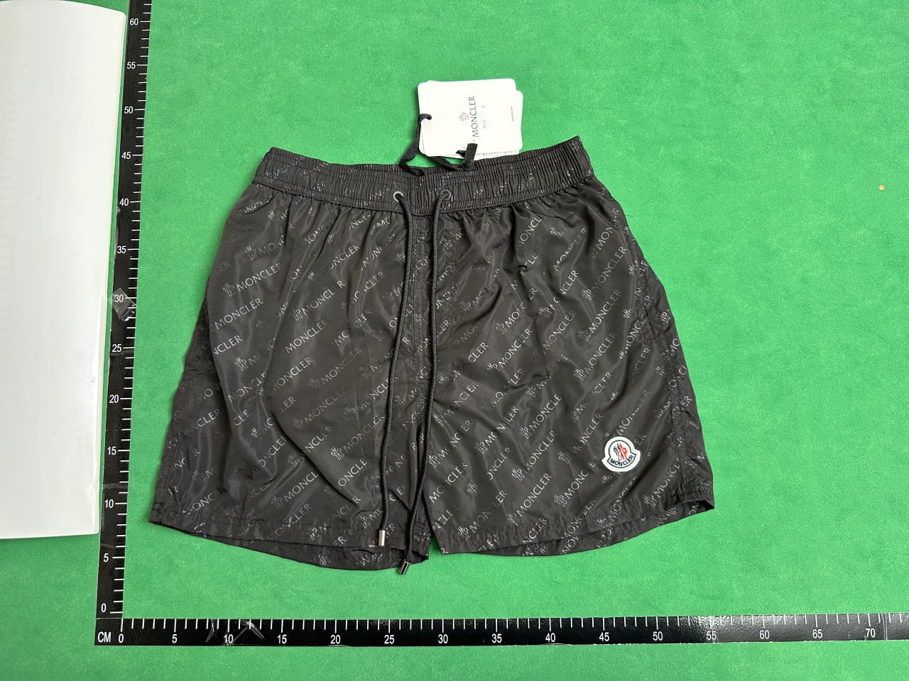Moncler shorts - 4