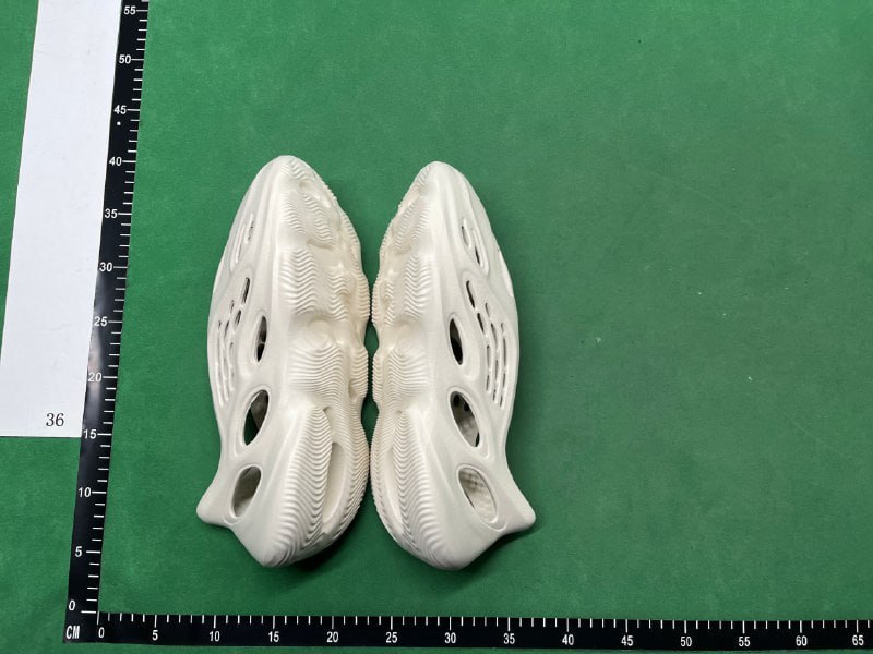 adidas yeezy foam runner - 3