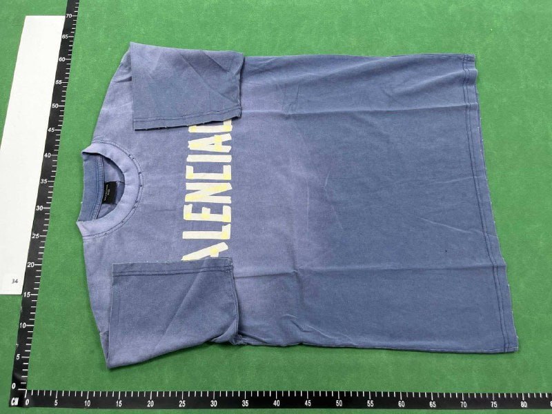 Balenciaga T-shirt  (36 CP) - 5