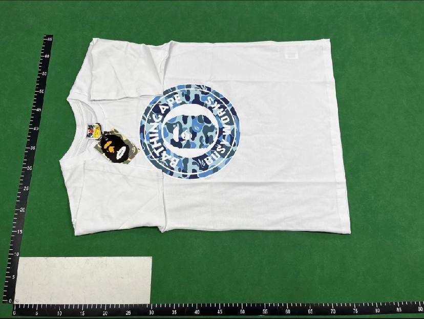  Bape T-shirt  (40 CP) - 2