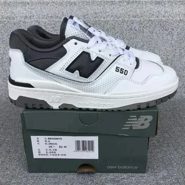 NEW BALANCE 550