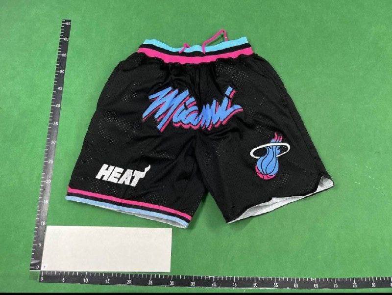 Miami Shorts (40 CP)  - 4