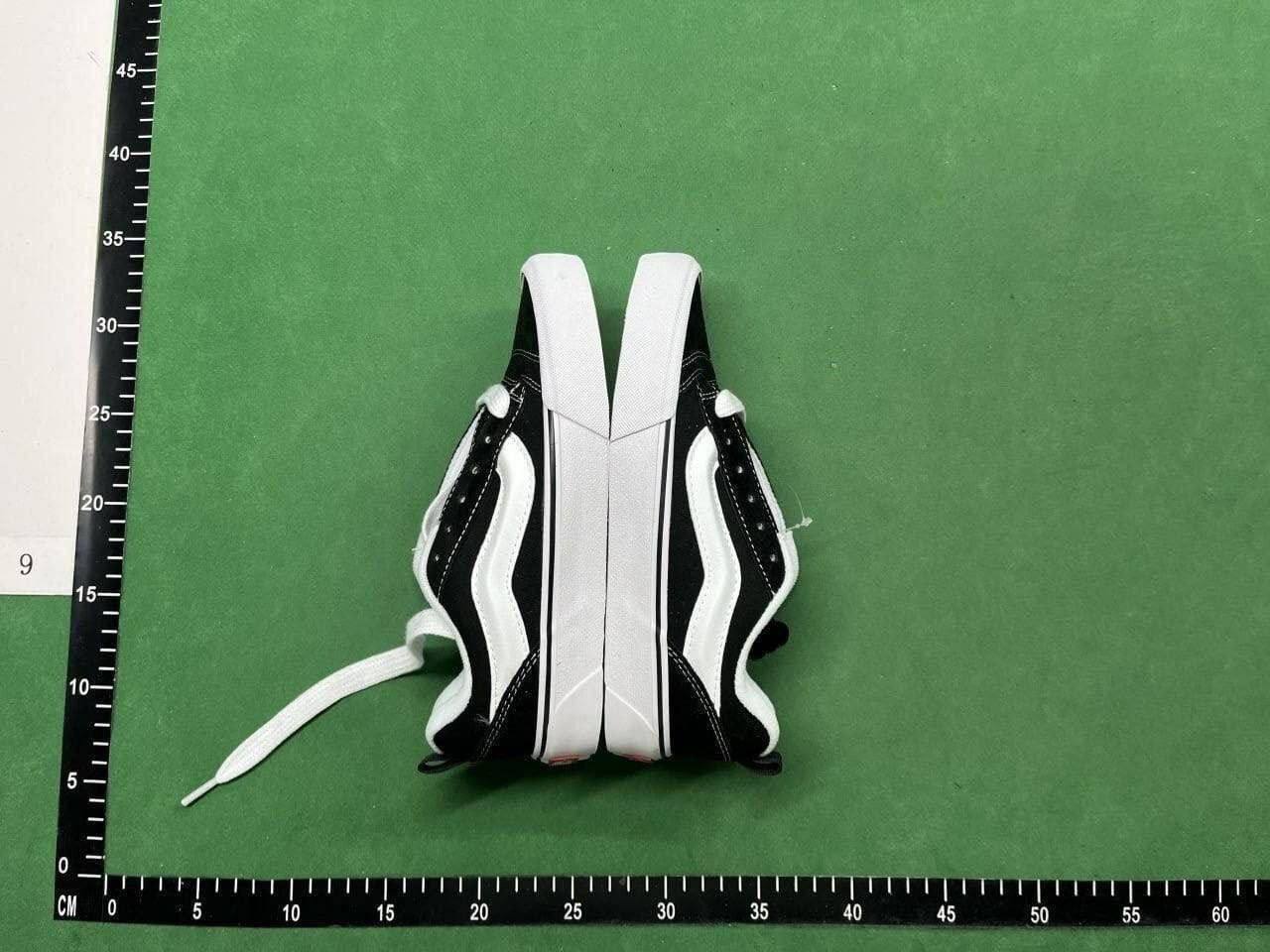 vans - 3