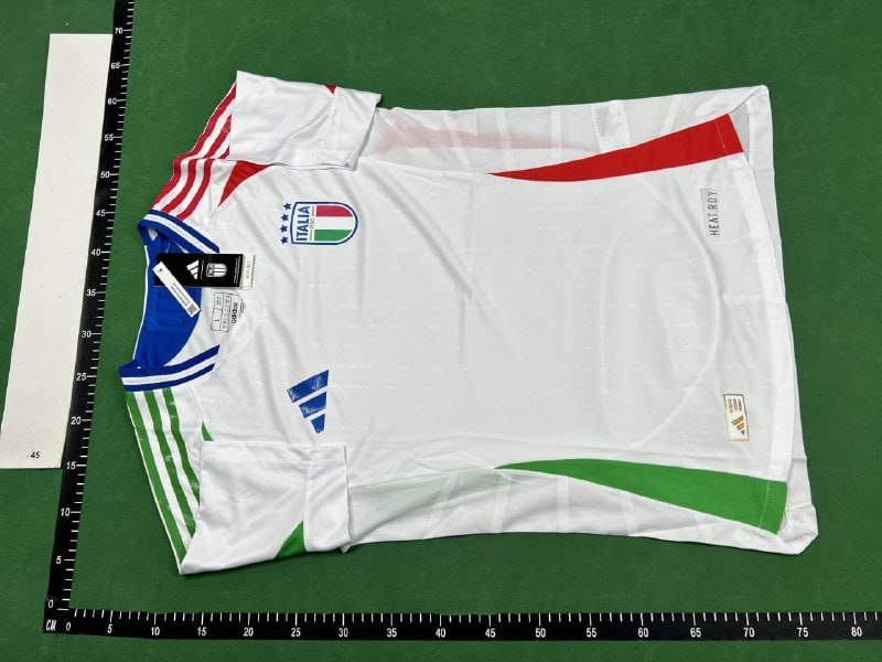 Football T-shirt (39 CP) - 5