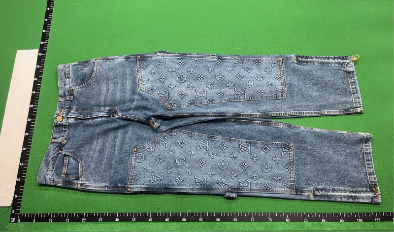  Louis Vuitton Pants  - 2
