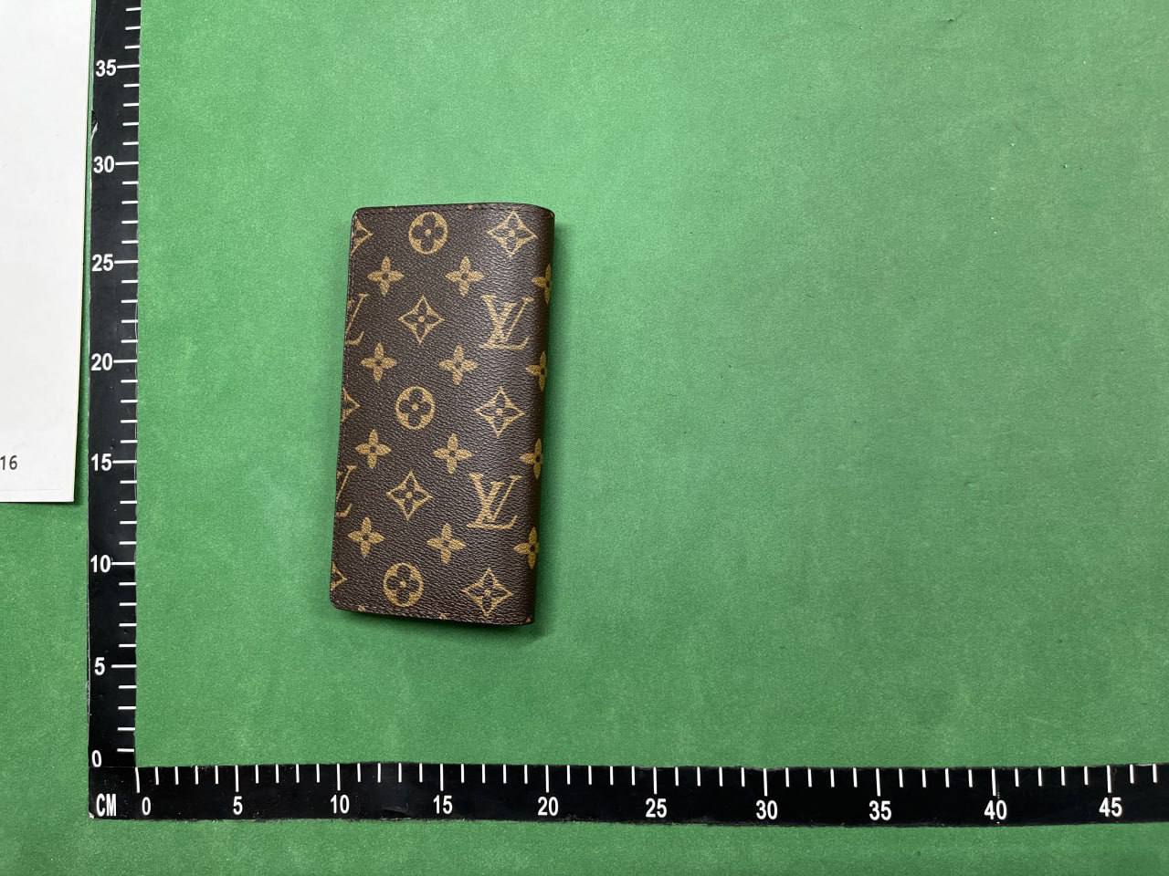  lv wallet  ( 12 colors ) - 5