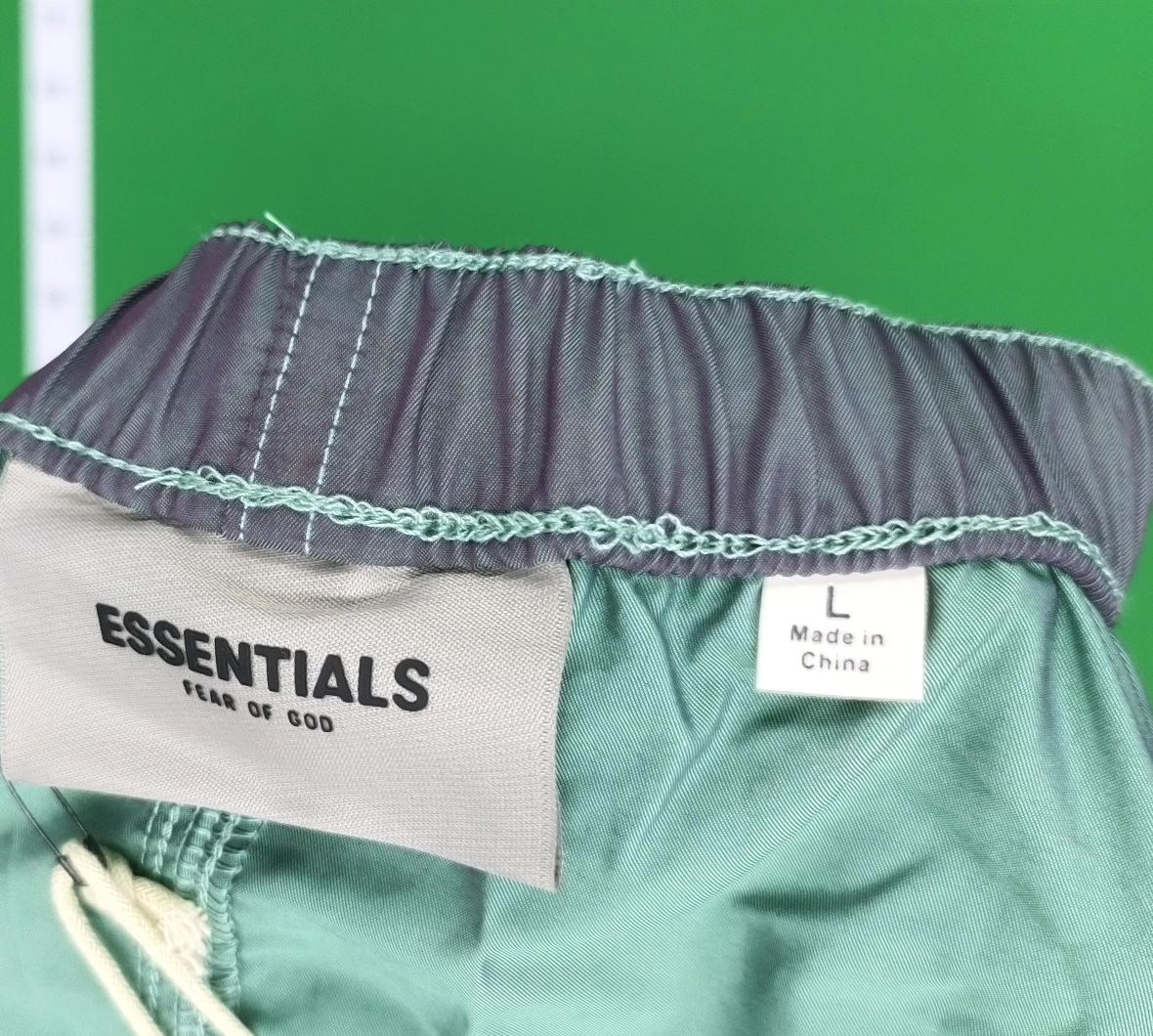 Fear of God Essentials  shorts (5+) - 5