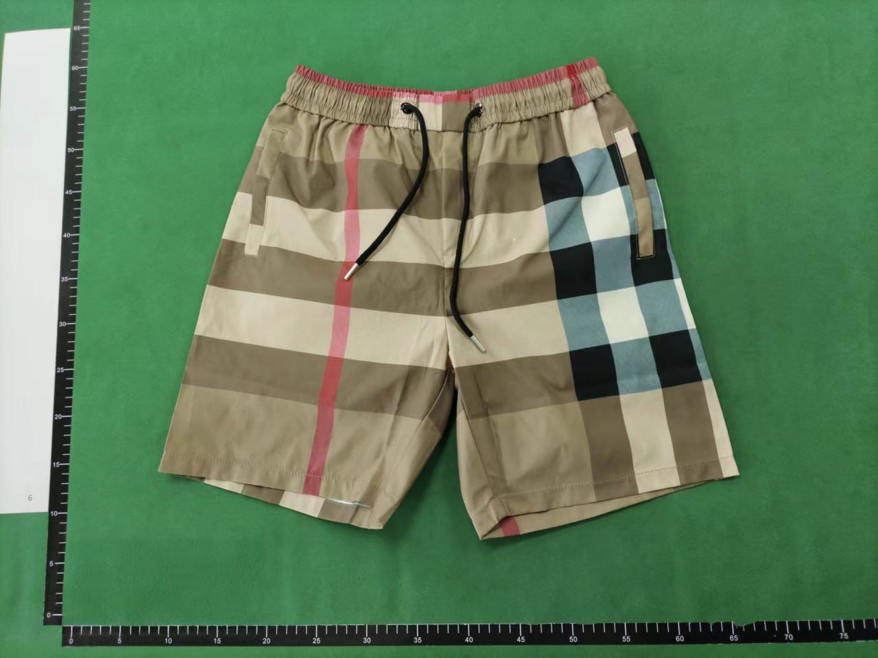 Burberry shorts pants - 2