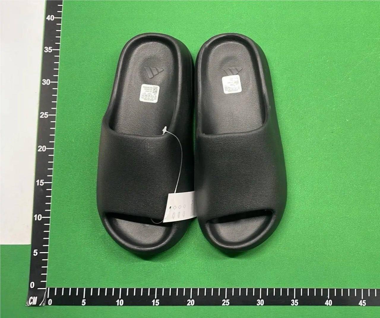 Yeezy Slippers - 4