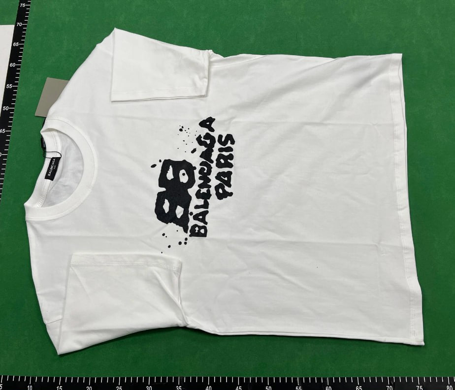  Balenciaga Tee T-Shirts - 2