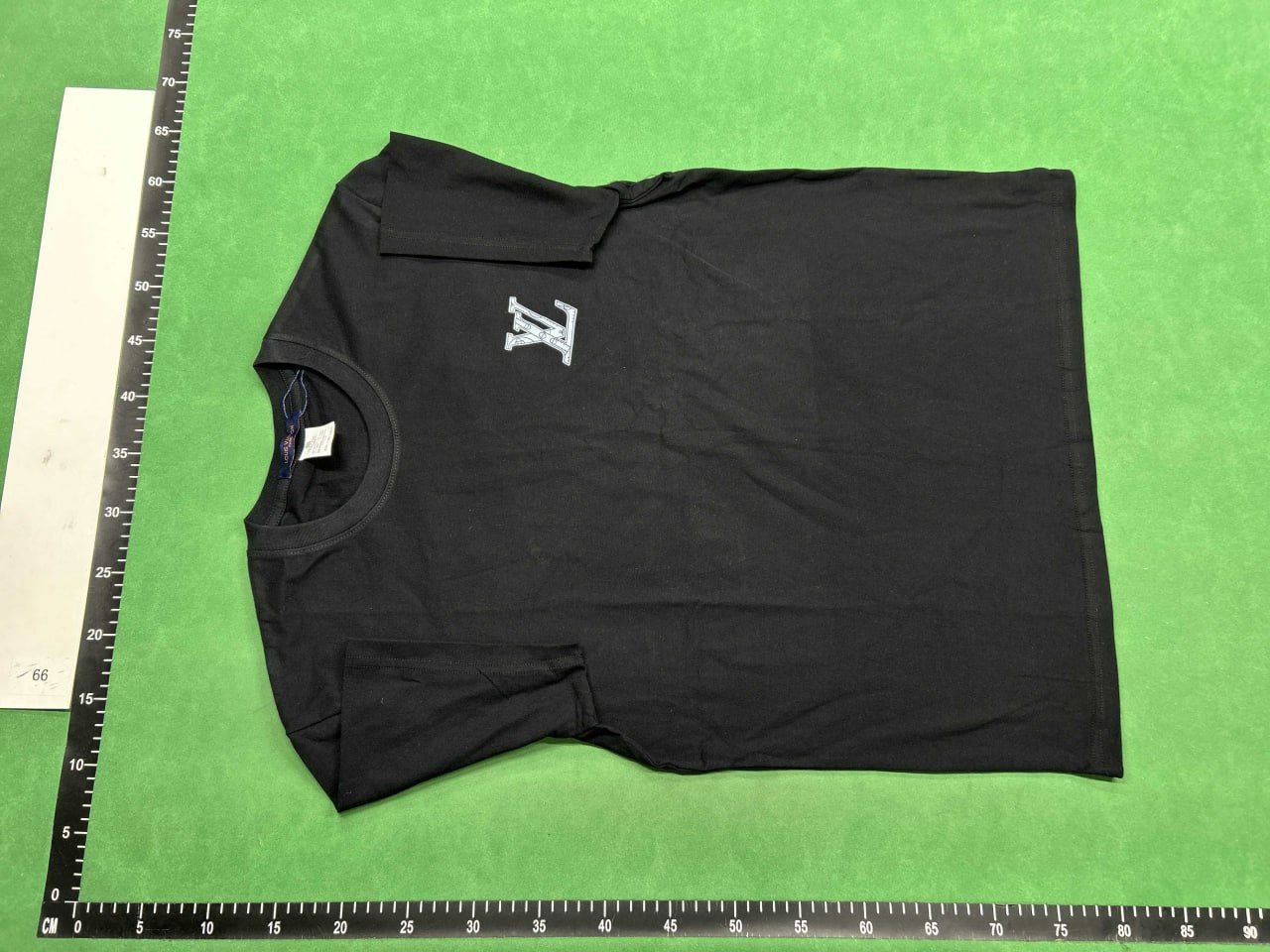 LV CAMISETAS ( 40 + styles) - 4