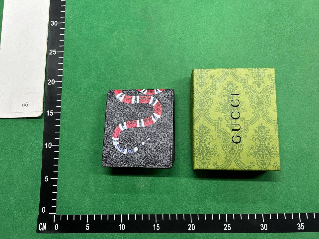 LV wallet - 4