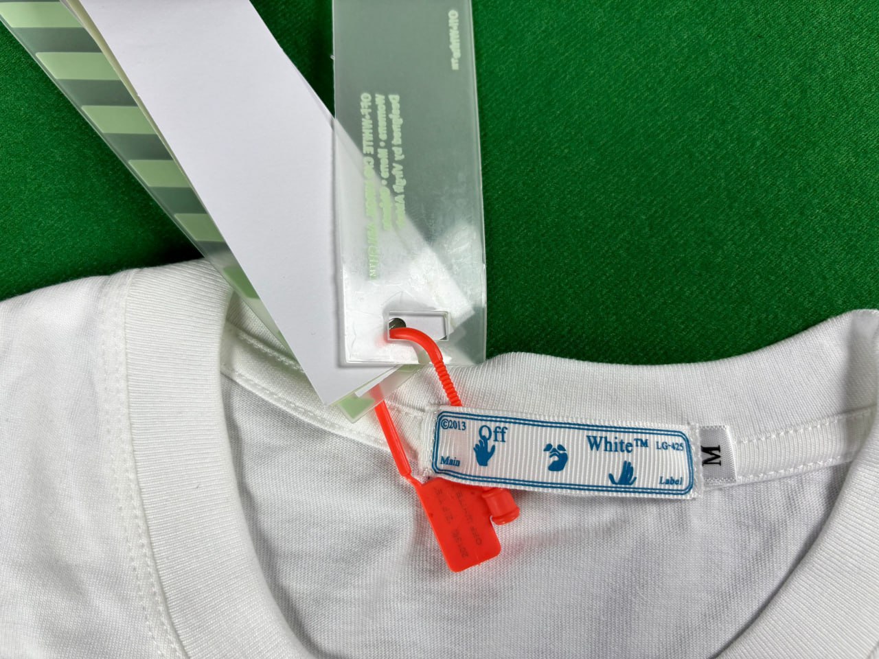  Off-white T-shirt tee  (35+)  - 3