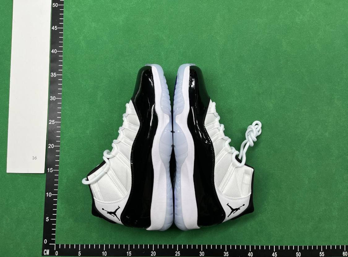  Air Jordan 11 Retro - 4